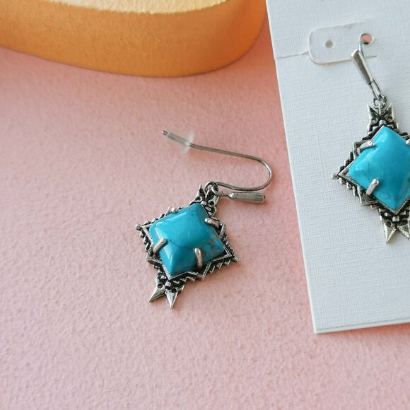 - Cass Variegated Dark Teal Vintage Silver Earrings - NEW - Picture 3 of 3